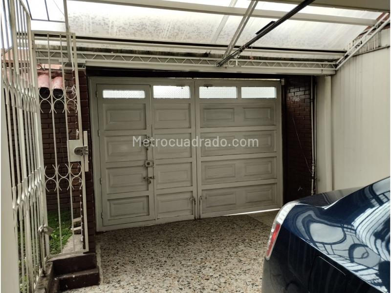 Casa En Venta, La Esmeralda - Imagen 1